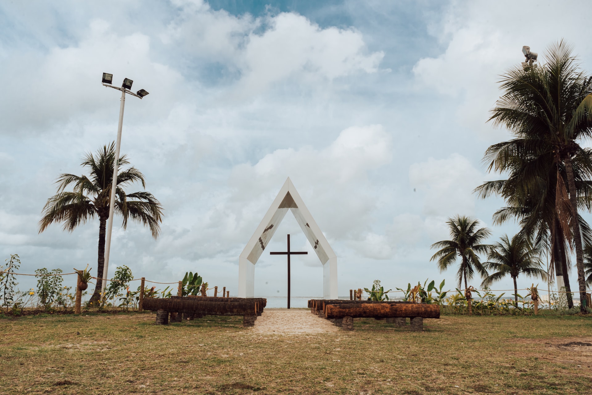 Chapelle de Maceió, avec la mer en arrière-plan