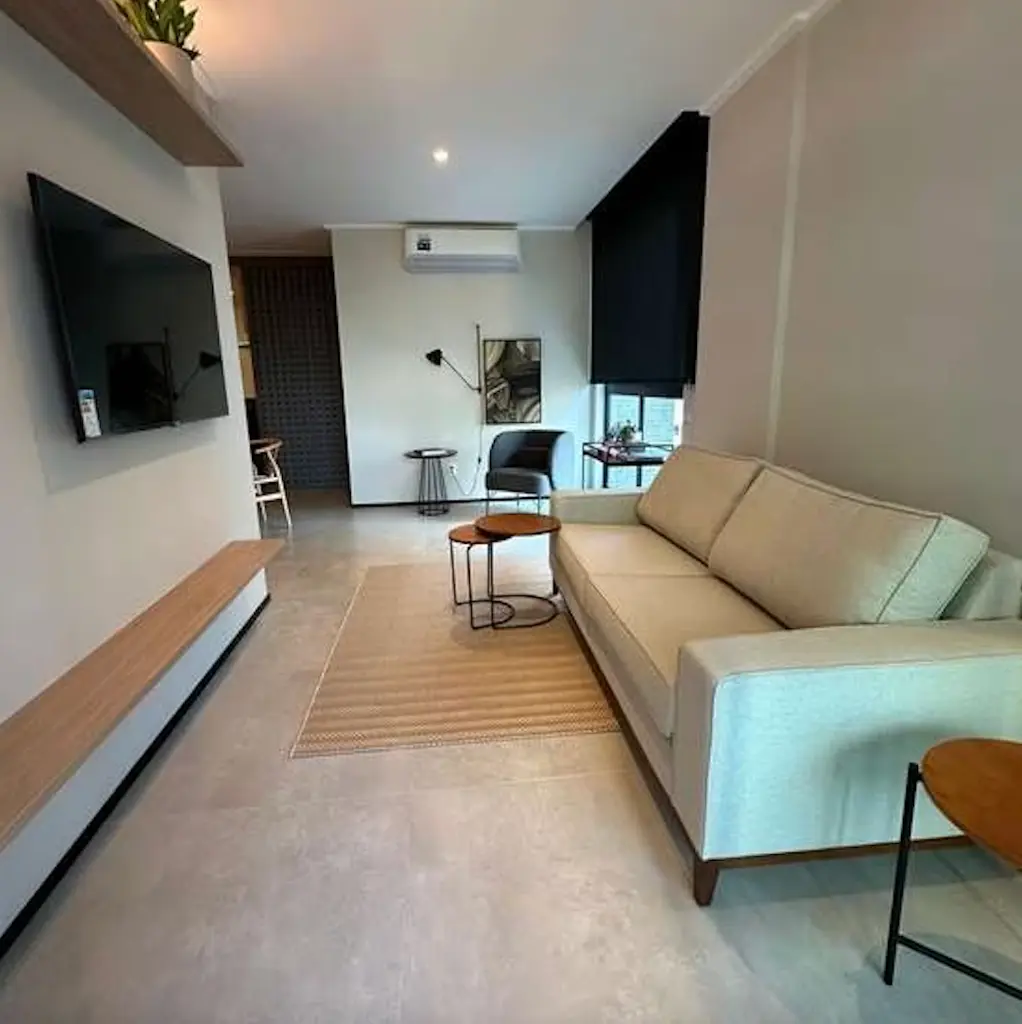 3 bedroom apt. - Furnished